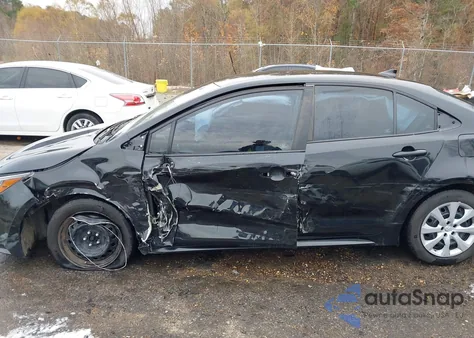 2021 Toyota Corolla Le z USA, uszkodzony, nr VIN 5YFEPMAE7MP225501